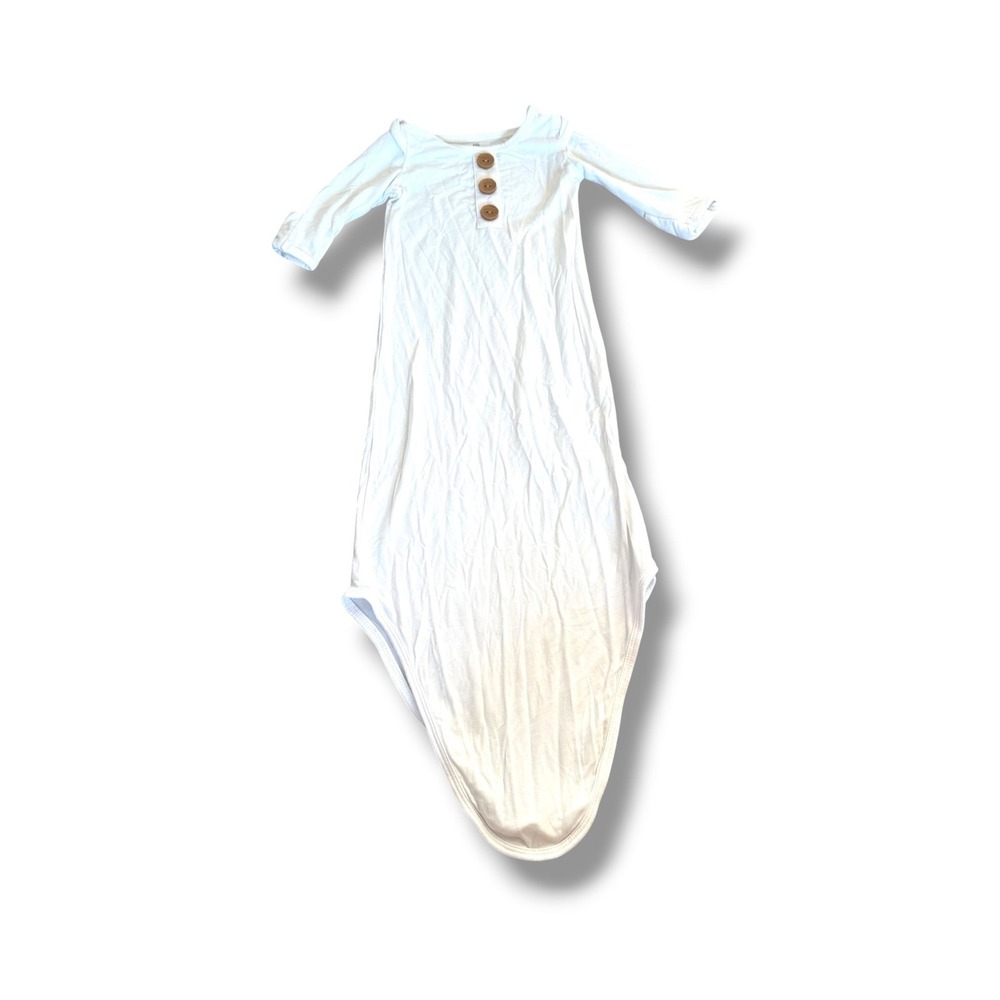Caden Lane Baby Gown 7-14 lbs White Bamboo Henley Newborn Sleeper Layette